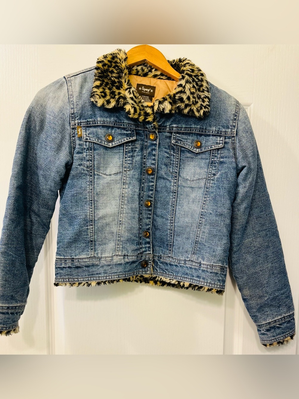 Squeeze size 12/14 Light Blue Denim Jacket with Leopard Faux-Fur Trim